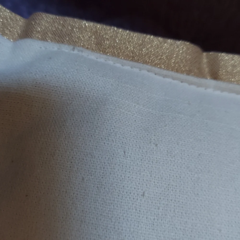 LIKE NEW Vintage Luxe Holiday Throw Pillow Set of 2! Gold Foil & Neutral